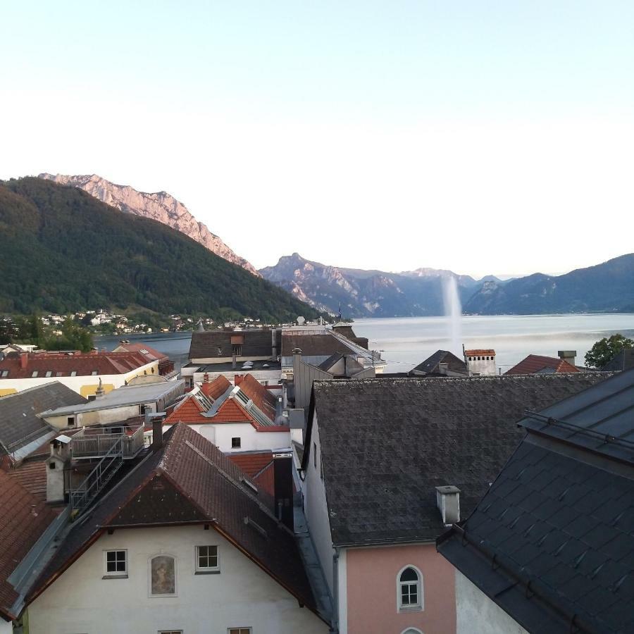 Marktplatz Traunsee Lake View Gmunden Exterior photo